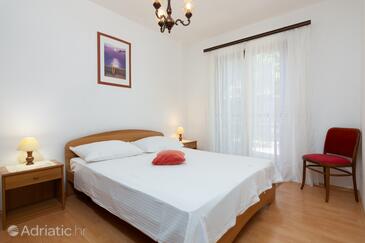 Apartments with parking space Medulin - 7494