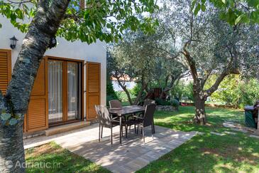 Apartments with parking space Medulin - 7494