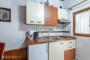 Apartments with parking space Medulin - 7494