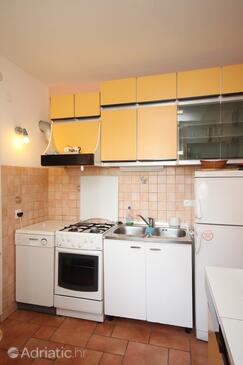 Апартаменти з паркуванням Ровінь - Rovinj - 7504