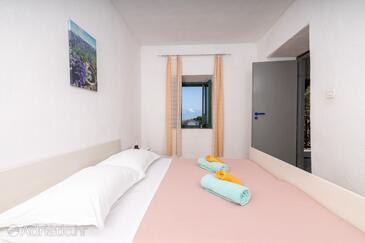 Robinzonski apartmani uz more Uvala Pobij, Hvar - 7506