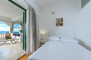 Lejligheder ved havet Pisak, Omis - 7519