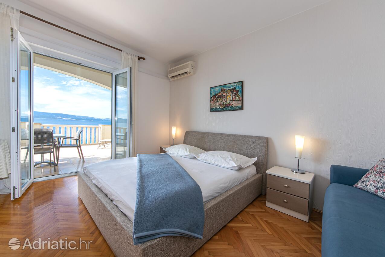 Apartamentos junto al mar Pisak, Omis - 7519