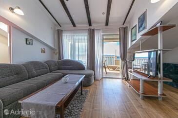 Apartmani uz more Pisak, Omiš - 7520