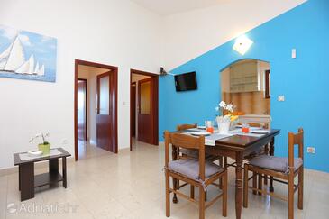 Apartments by the sea Mimice, Omiš - 7522