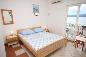 One bedroom apartment Duće One bedroom apartment Duće, Omiš (A-7532-a)