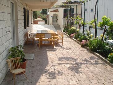 Apartments with parking space Duće, Omiš - 7532