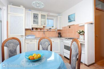 Apartments by the sea Orij, Omiš - 7534