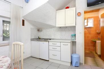 Apartments by the sea Orij, Omiš - 7534