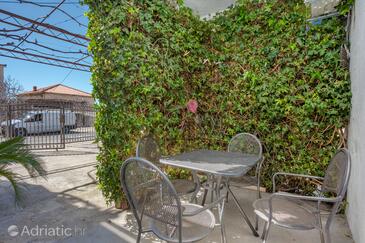 Apartments by the sea Orij, Omiš - 7534