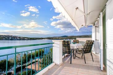 Apartmány pri mori Zatoglav (Rogoznica) - 7540