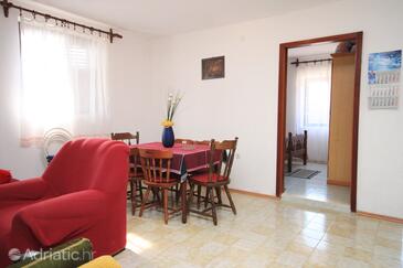 Apartments with parking space Rogoznica - 7541