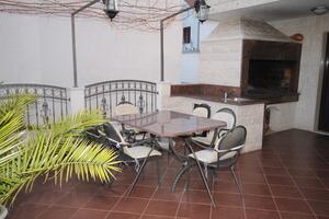 One bedroom apartment Okrug Gornji, Čiovo (A-7546-b)