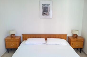 Ferienhaus mit Parkplatz Supetar, Brac - 7547