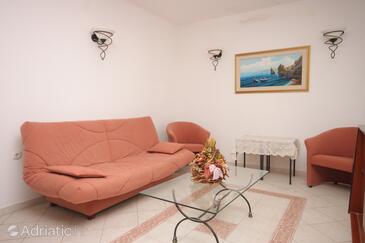 Ferienhaus mit Parkplatz Supetar, Brac - 7547