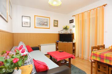 Apartments by the sea Supetar, Brač - 7549