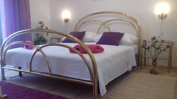 Apartmanok medencével Sumpetar, Omis - 7550