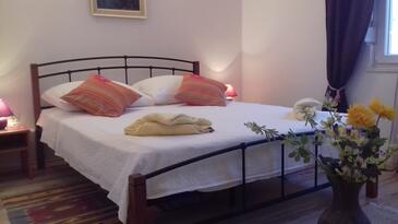 Apartments with swimming pool Sumpetar, Omiš - 7550