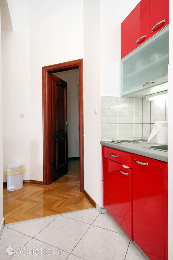 A-7557-b - Private accommodation - Family friendly apartments with a swimming pool Rogoznica