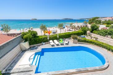 Leiligheter med basseng som passer for familier med barn Rogoznica - 7557 Adriatic.hr