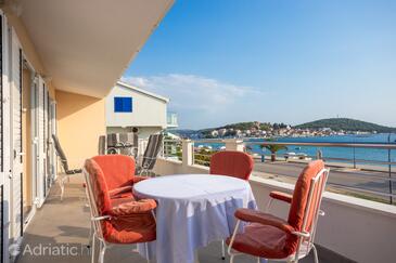 Apartments by the sea Rogoznica - 7558