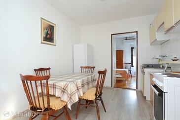 Apartments by the sea Rogoznica - 7558