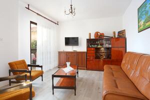 One bedroom apartment Rogoznica (A-7558-b)