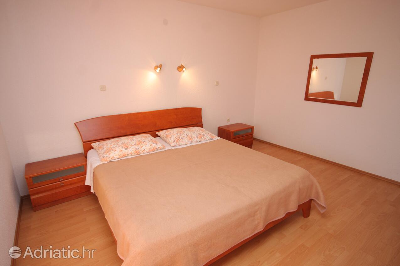 Apartmaji z bazenom za družine z otroci Seget Vranjica, Trogir - 7559