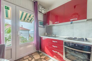 Apartments by the sea Bušinci, Čiovo - 7560