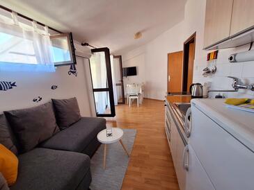 Apartamentos con parking Vodice - 7604