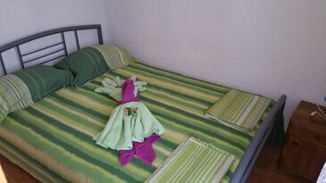 Family-friendly apartments with swimming pool Pula - 7610