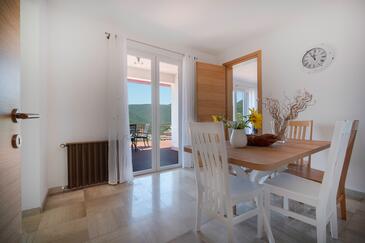 Apartments with parking space Rabac, Labin - 7629