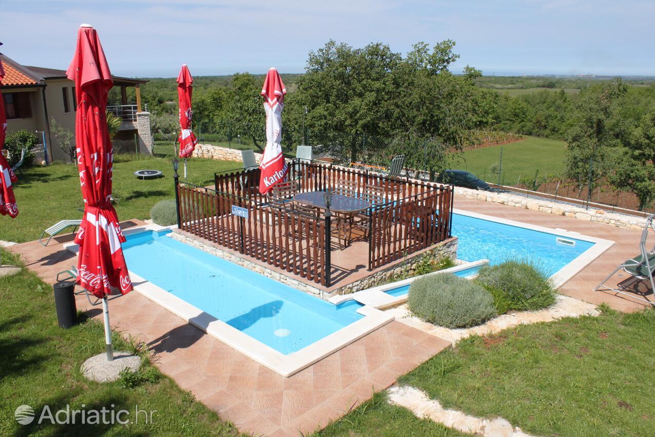 Ferienwohnungen und Zimmer mit Pool Bacva, Sredisnja Istra - 7638