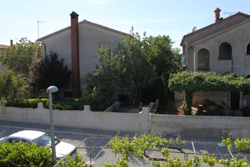 Apartments with terrace Pula, Istria