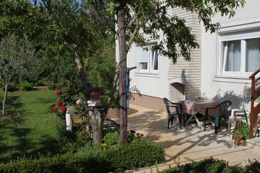Apartments with terrace Pula, Istria