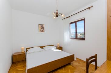 Ferienwohnungen mit Parkplatz Postira, Brac - 765