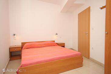 Apartamentos con parking Pula - 7665