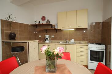 Apartamentos con parking Pula - 7665