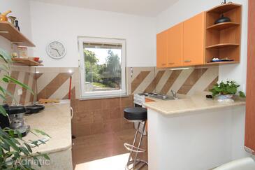 Apartamentos con parking Pula - 7665