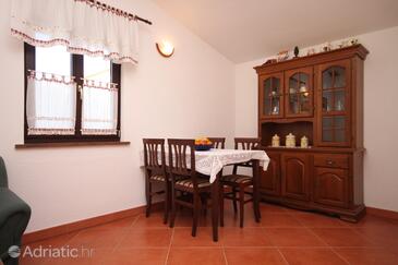 Apartments with parking space Umag - 7666