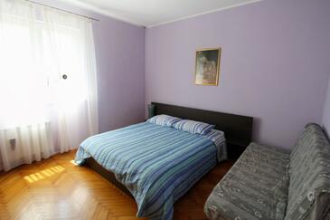 Apartments with parking space Umag - 7666