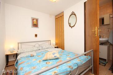 Apartments with parking space Brseč, Opatija - 7667
