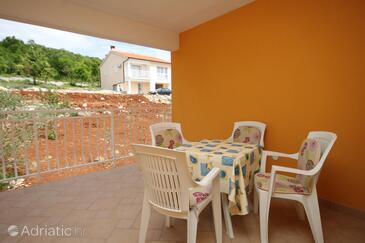 Ferienwohnungen mit Parkplatz Trget, Rasa - 7687
