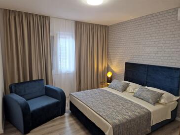 Apartmány pri mori Omiš - 771 Adriatic.hr