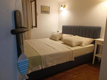 Lejligheder ved havet Maslinica, Solta - 772