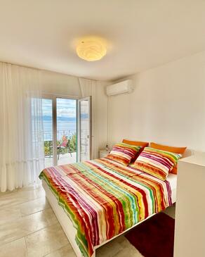 Apartments by the sea Medveja, Opatija - 7720