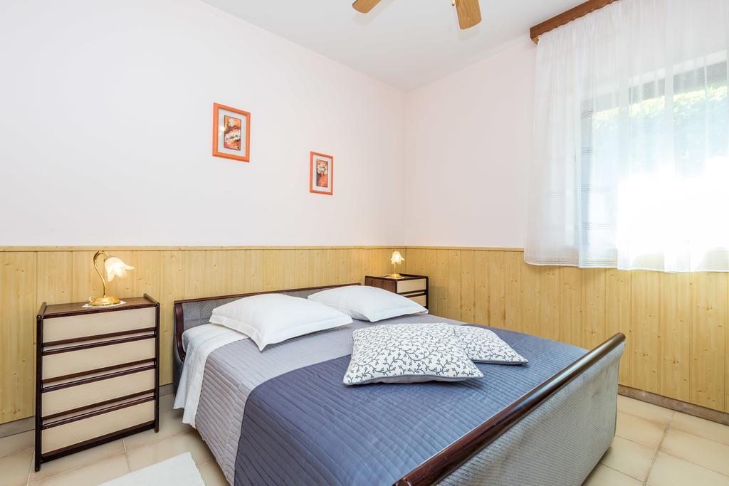Apartments with parking spaces Kraj, Opatija - 7724
