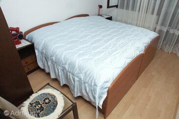 Ferienwohnungen am Meer Maslinica, Solta - 774