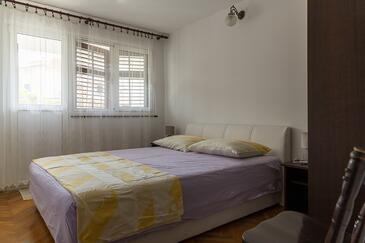 Apartments by the sea Maslinica, Šolta - 775