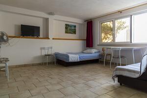 One bedroom apartment Maslinica One bedroom apartment Maslinica, Šolta (A-775-c)